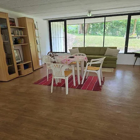 Rozsako Apartment